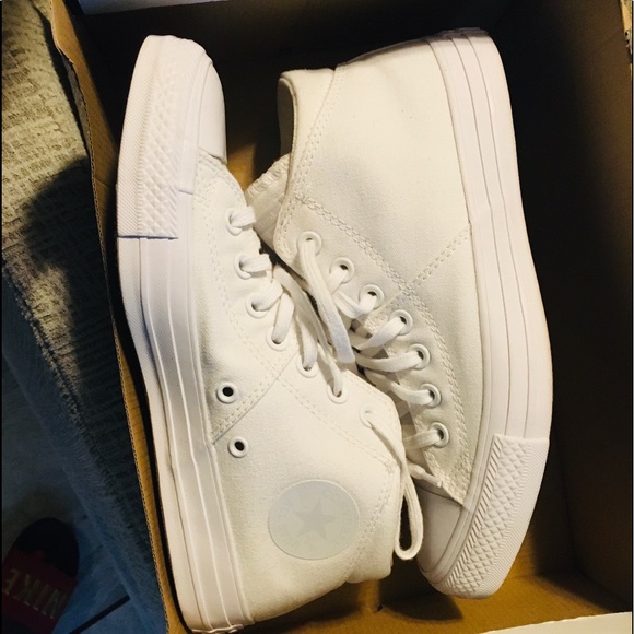 All white converse - Picture 2 of 2